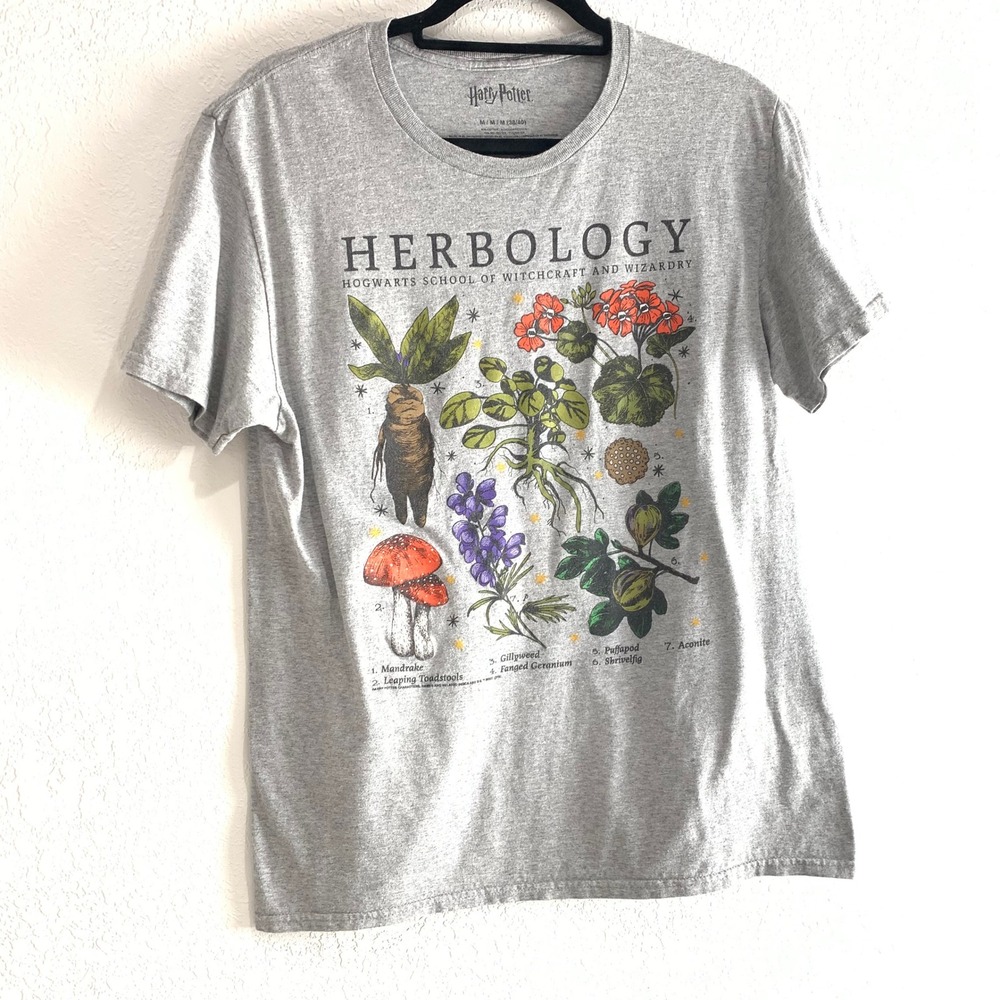 Harry potter Hogwarts herbology‎ gray crew neck tee t-shirt size medium men's - Picture 3 of 12